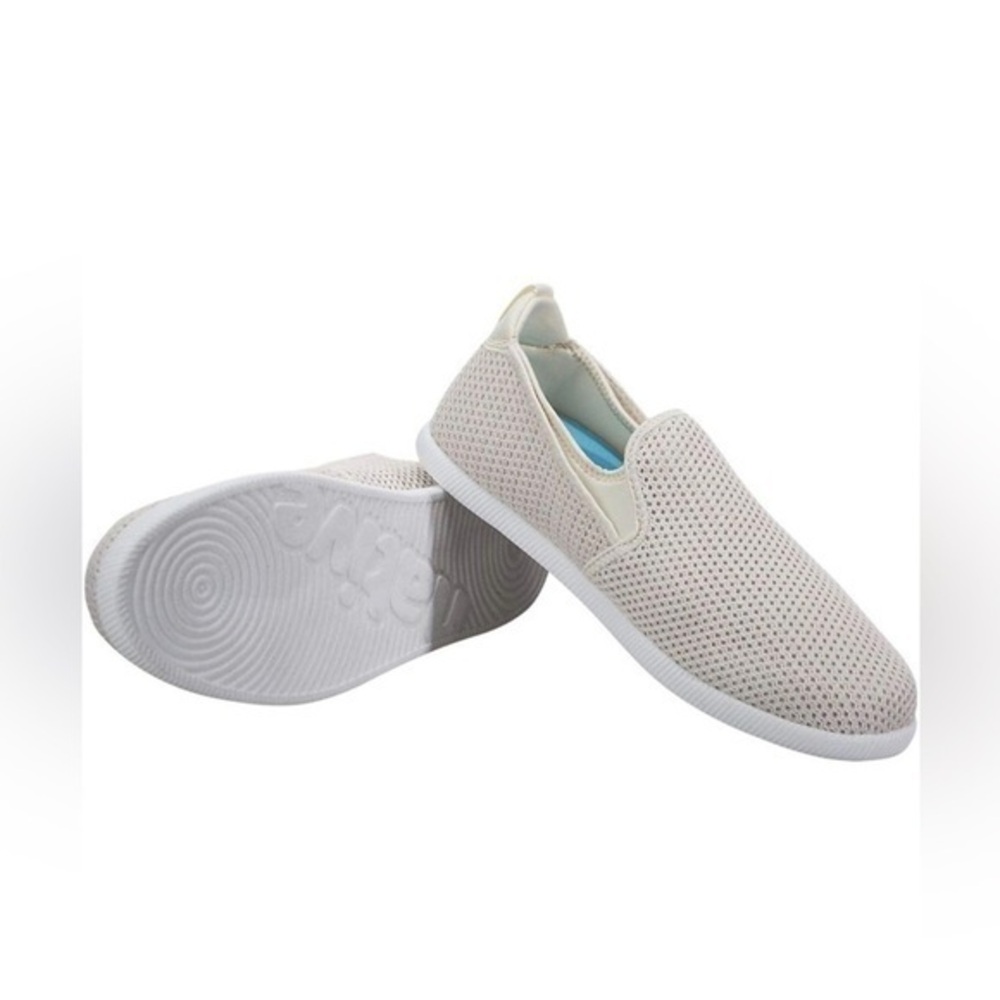 NATIVE New With Tags Cruz Bone White Shell White unisex sneakers lightweight